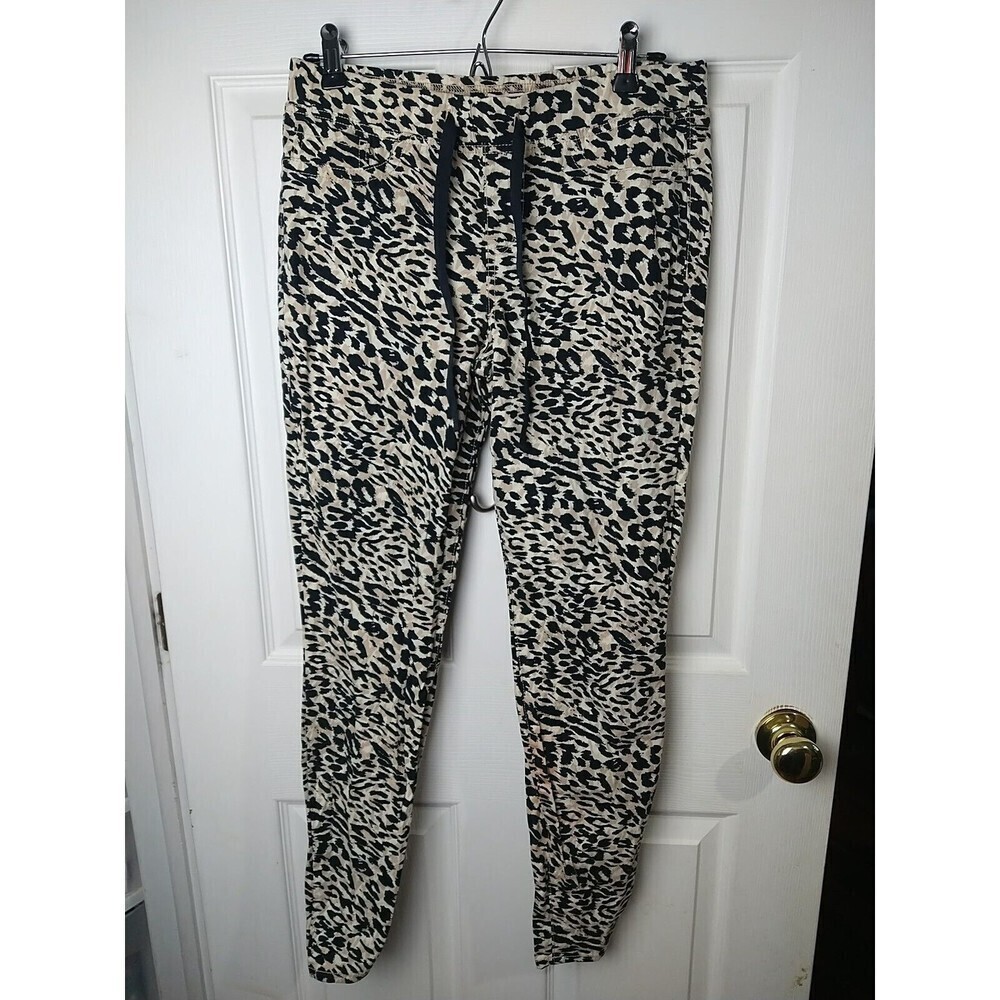 lei Animal Print Straight Leg Pants in Black and Cream
